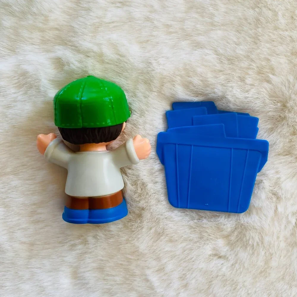 Fisher-Price Little People Green Recycling Truck and Orange Truck Toy